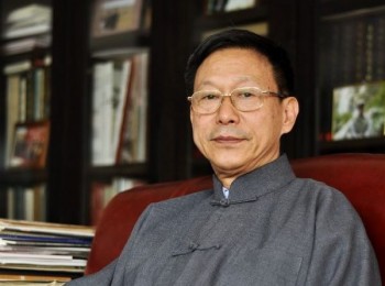画家 吴悦石